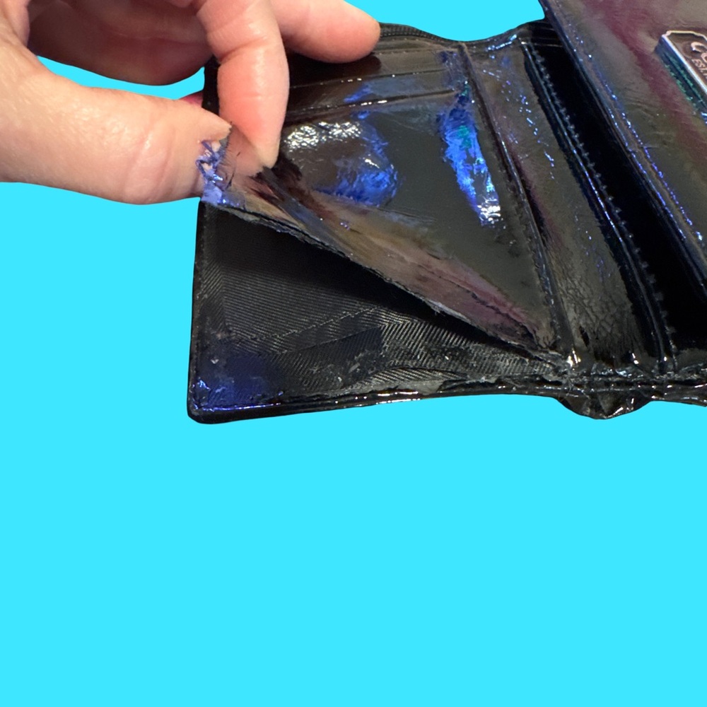 Coach Black Patent Leather Wallet Trifold Compact Snap Logo - Picture 8 of 8